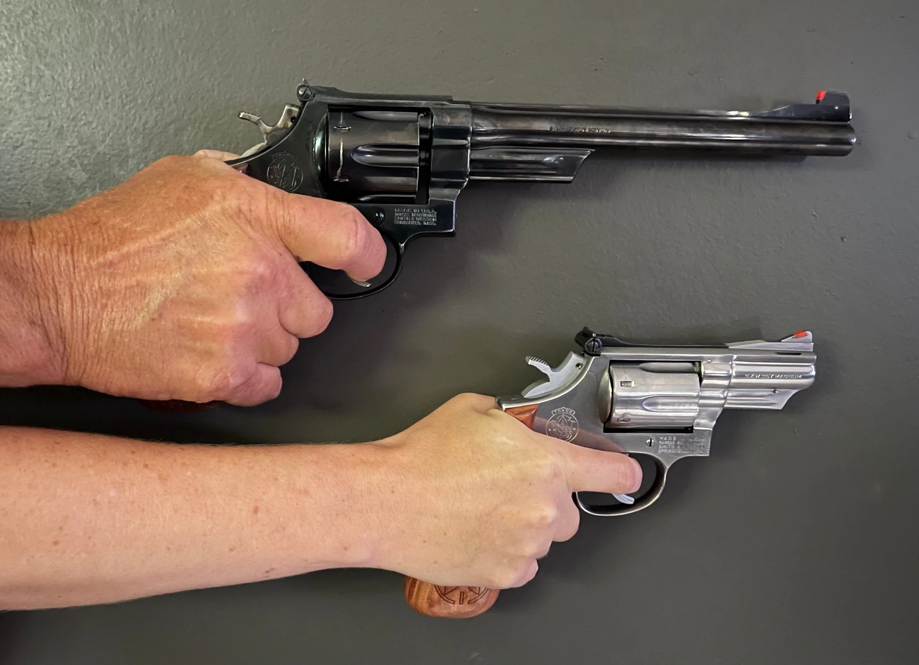 Miculek S&W Revolver Grip w/ Miculek Crosshair/Sight logo - Image 5